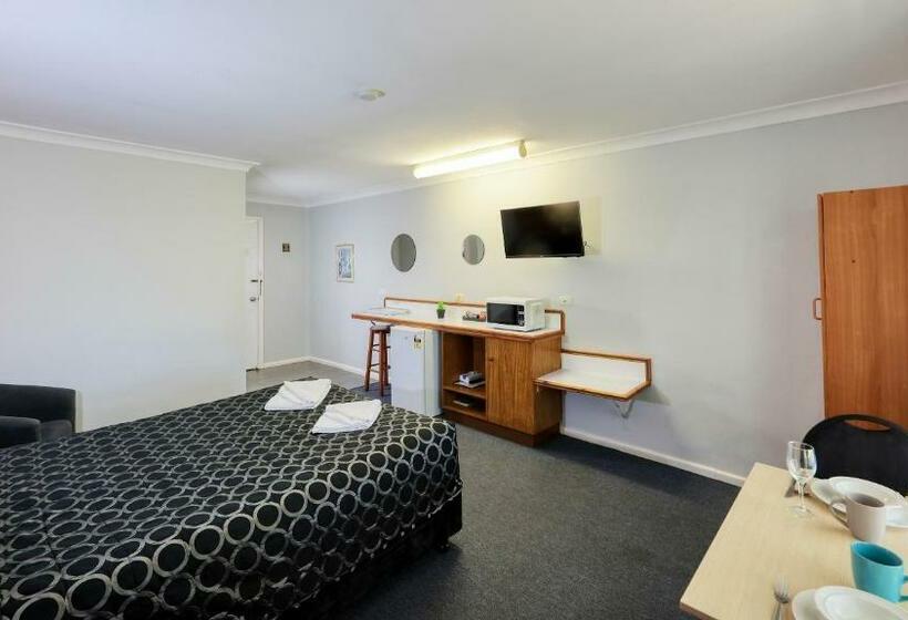 Номер Стандарт, Castlereagh Motor Inn