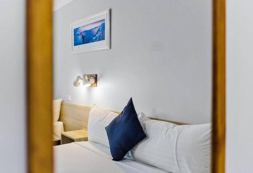 Номер Стандарт, Castlereagh Motor Inn