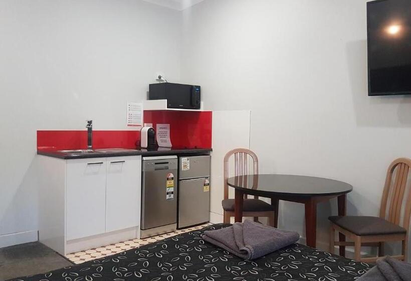 Семейный Номер, Motel24seven And Apartments