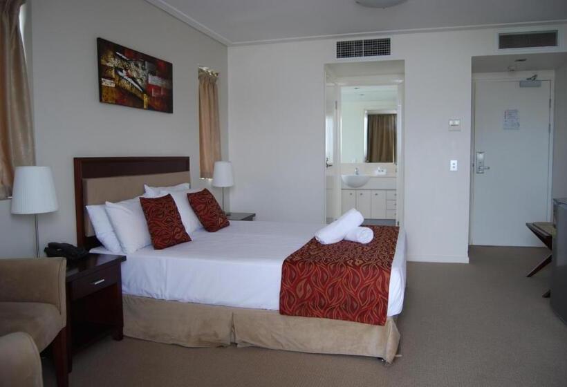 Студио Economy, Ocean Views Resort Caloundra