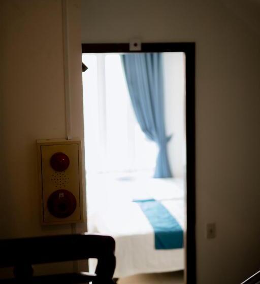 اتاق استاندارد با چشم‌انداز شهر, Golden Guesthouse