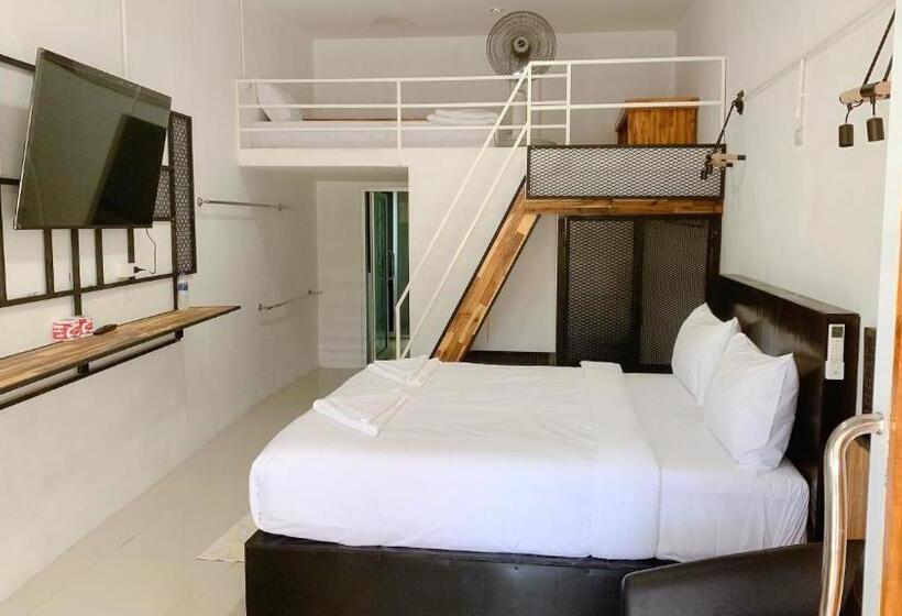 اتاق لوکس سه تخته, Amazing Inn Koh Tao