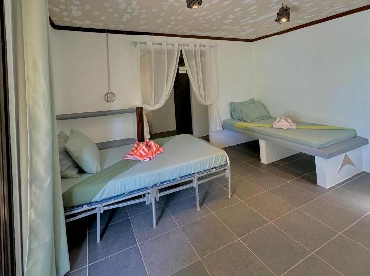 패밀리 룸, Green Garden Beach Resort, Sipalay
