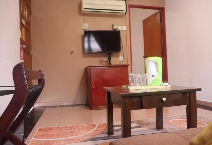 Номер Deluxe, Bunga Raya Resort Parit Buntar