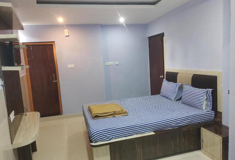 اتاق لوکس, Tara Lodge Grand Road Puri   Near Jagannath Temple   Best Location