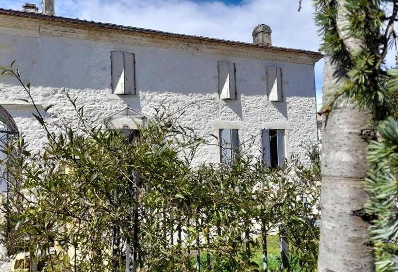 Дом 3 Спальни, Le Clos Des Quatre Lieues