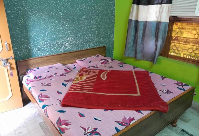 غرفة قياسية, Gayatri Guest House Haridwar Near Railway Station   Ganga Ghat   Best Hotel In Haridwar