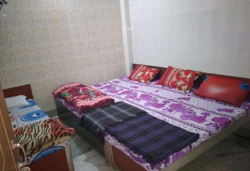 غرفة ديلوكس عائلية, Gayatri Guest House Haridwar Near Railway Station   Ganga Ghat   Best Hotel In Haridwar