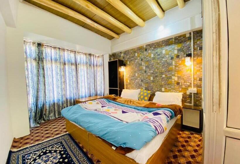 اتاق اکونومی, Ashoor Residence Leh Ladakh