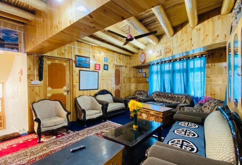 اتاق اکونومی, Ashoor Residence Leh Ladakh