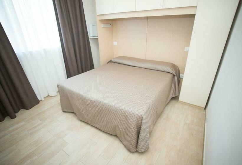 اتاق استاندارد سه نفره, Camere Girasole