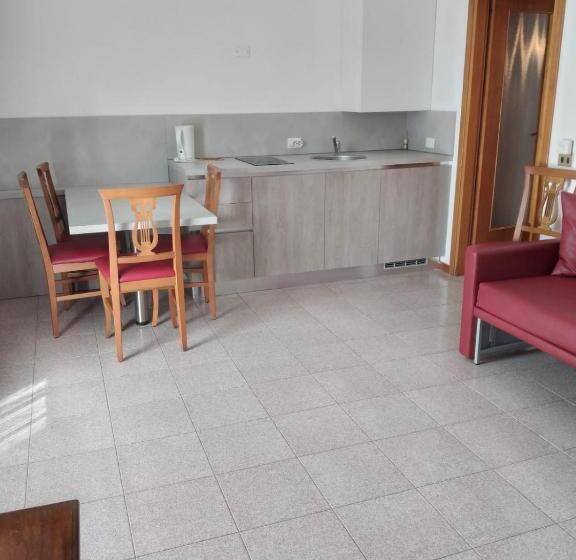 آپارتمان 1 خوابه, Camere Girasole