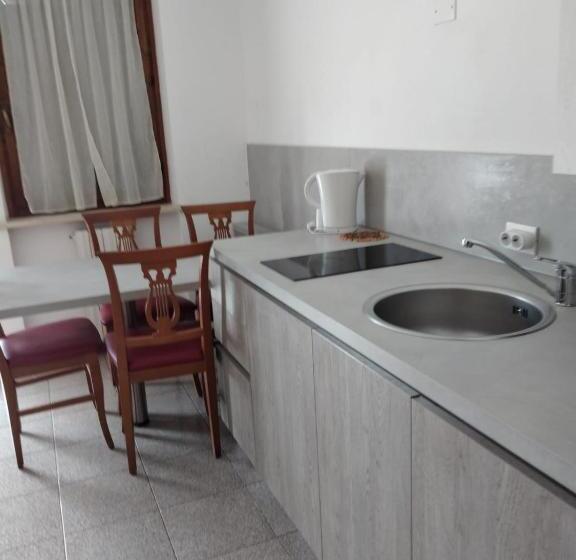 آپارتمان 1 خوابه, Camere Girasole