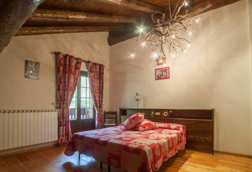 חדר סטנדרטי לשלושה עם נוף, Albergo Boule De Neige