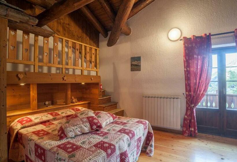 חדר משפחתי, Albergo Boule De Neige