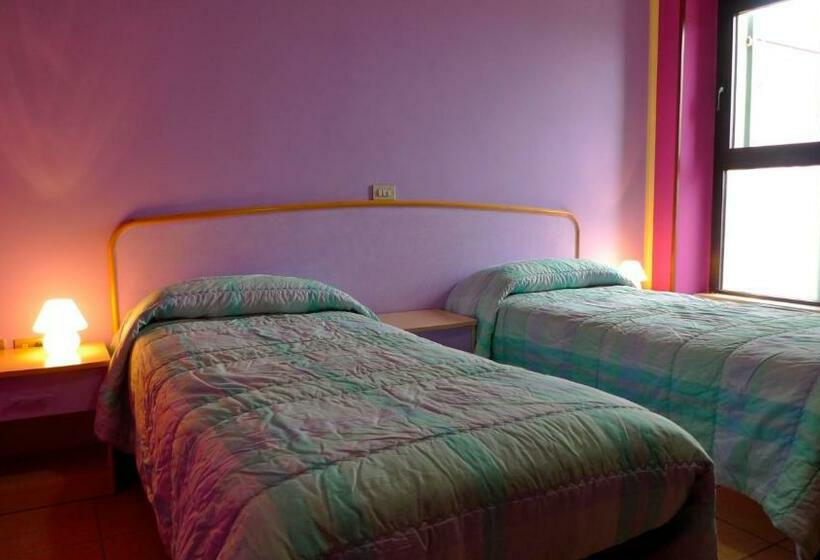 اتاق استاندارد سه نفره, Albergo Simonati