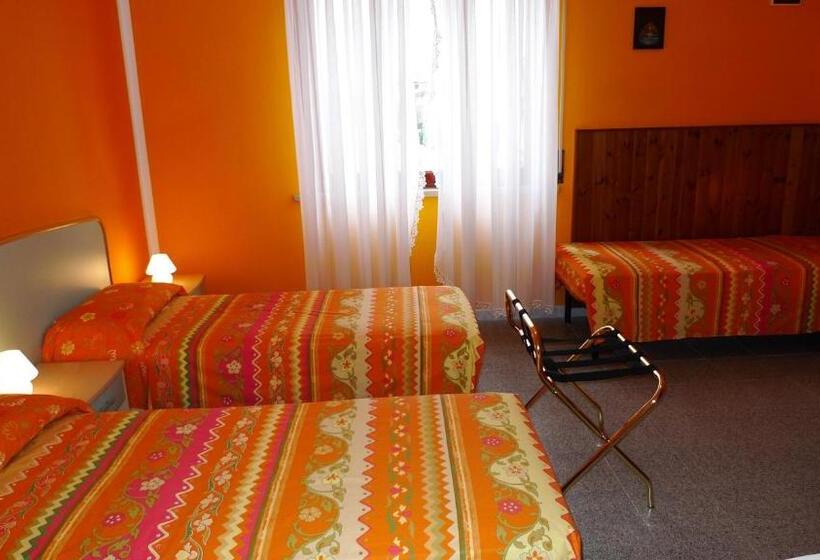 اتاق استاندارد سه نفره, Albergo Simonati