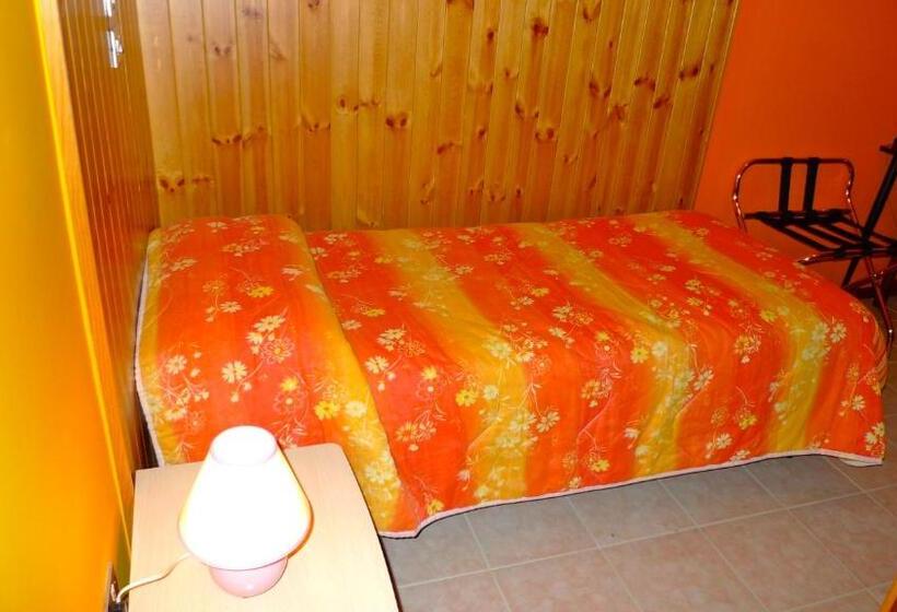 اتاق استاندارد یک نفره, Albergo Simonati