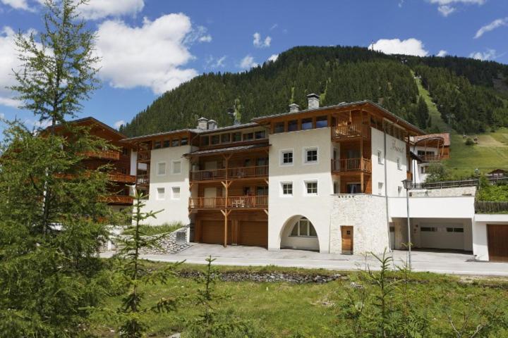 شقة غرفة نوم واحدة مزودة بشُرفة, Marmolada