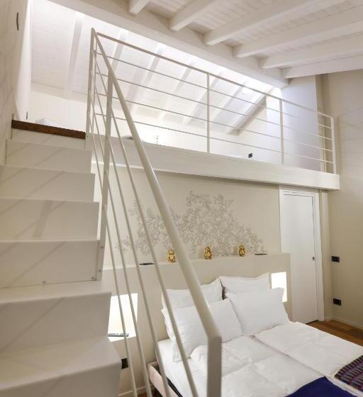 سوییت جونیور, Room & Breakfast Civico 07
