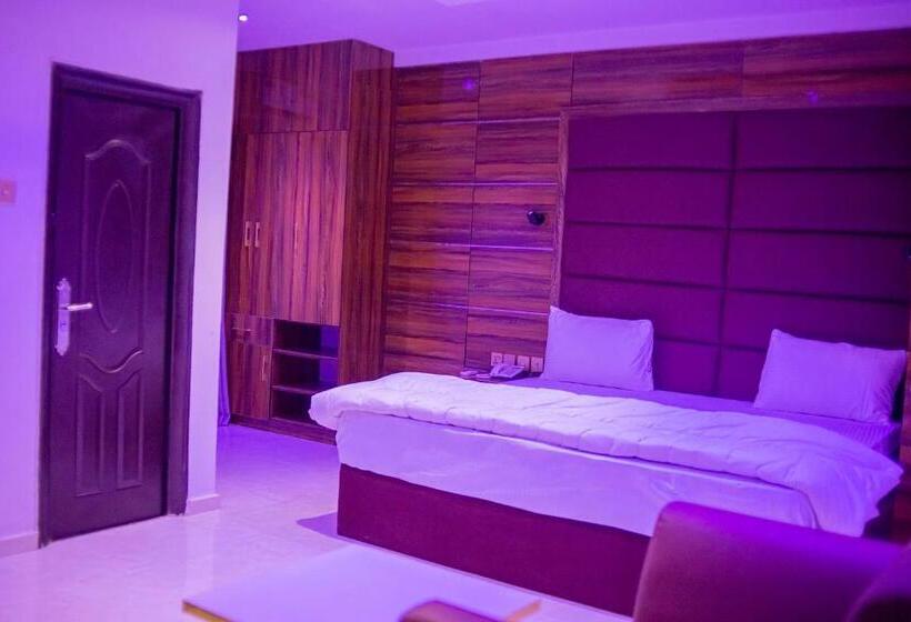 اتاق لوکس, Jimaco Hotels And Suites