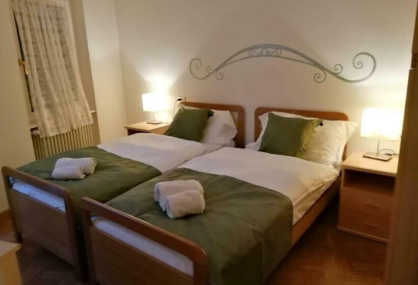 Номер Стандарт, Albergo Alla Costa