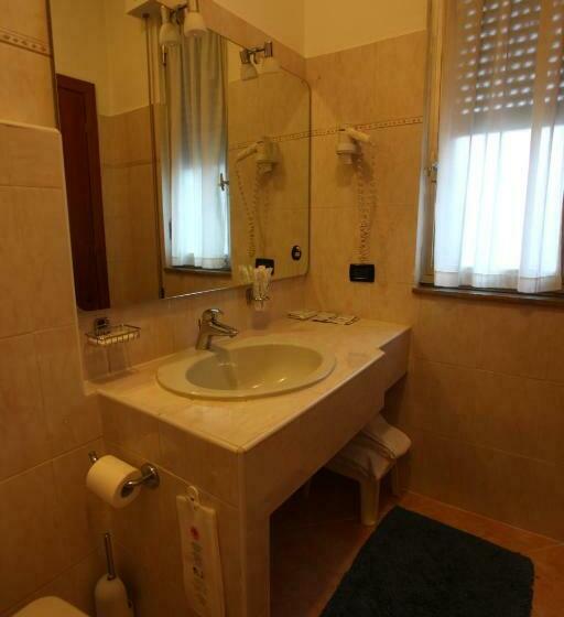 חדר סטנדרט יחיד, Lincoln