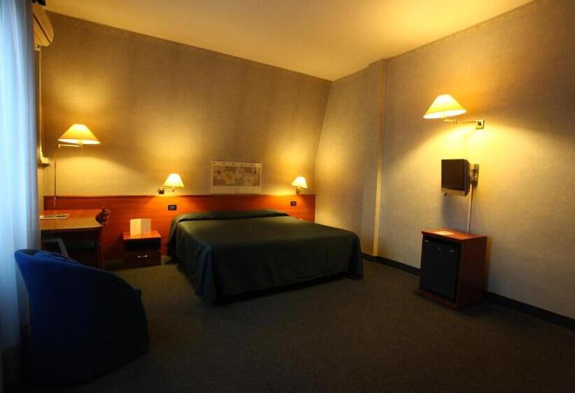 חדר סטנדרט, Lincoln