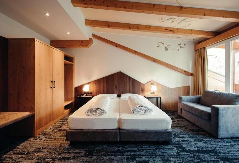 Comfort room with balcony, Ludwigshof & Luvina
