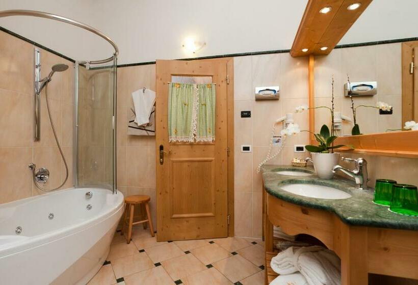 سوییت جونیور, Nature Wellness Hotel Renato