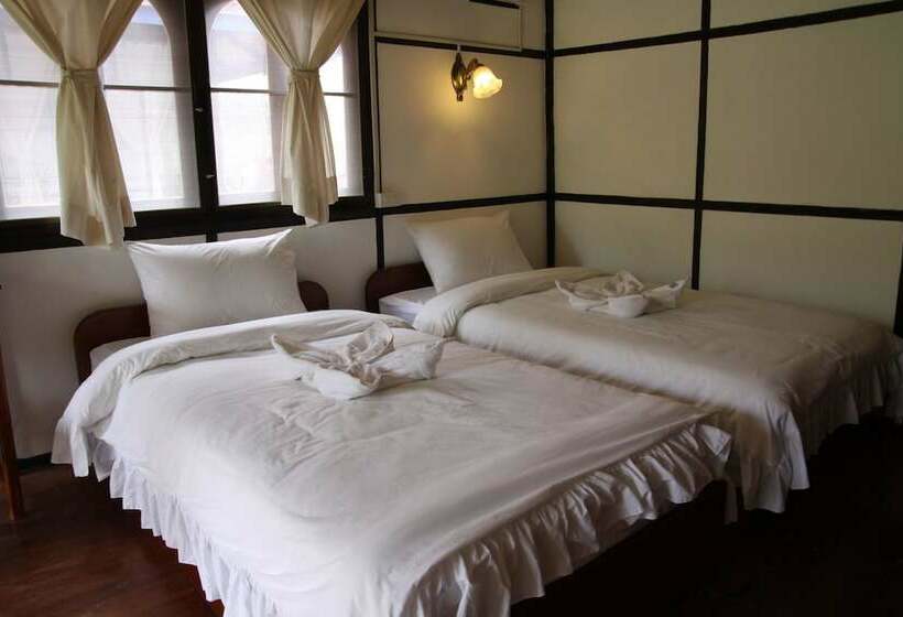 발코니가 있는 스탠다드 방갈로, Phaxang Resort Nong Khiaw