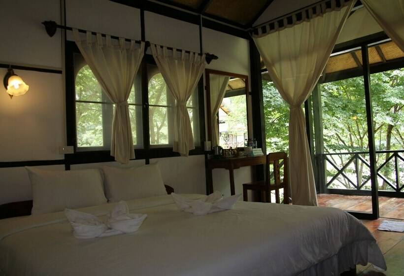 발코니가 있는 스탠다드 방갈로, Phaxang Resort Nong Khiaw