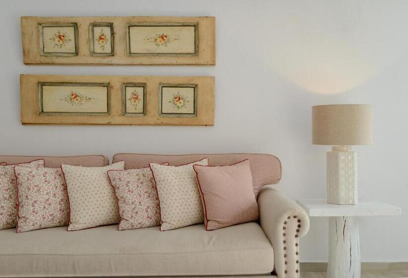 Люкс Кровать Кинг, Senses Suites