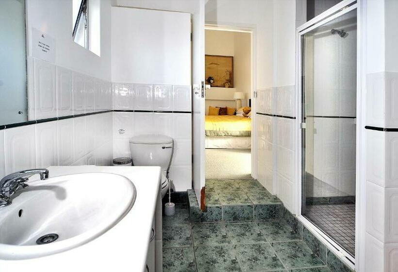 Номер Стандарт, Admiralty Bed & Breakfast