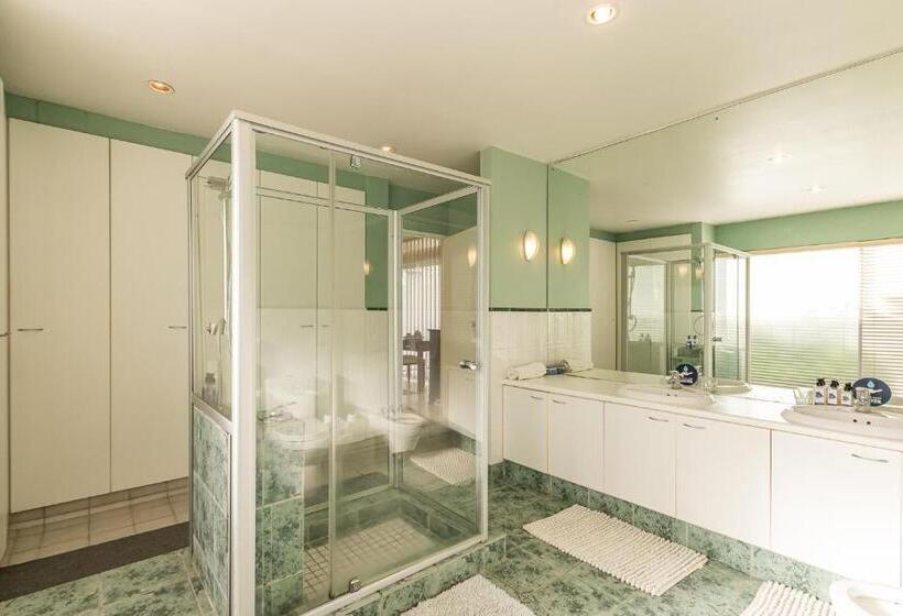 Family Suite, Admiralty Bed & Breakfast