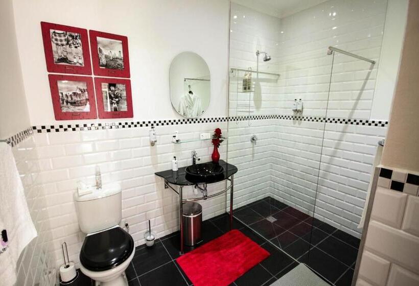 Номер Стандарт Вид на Сад, Aberdeen House