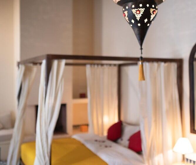 سوییت, Riad Tizwa Fes
