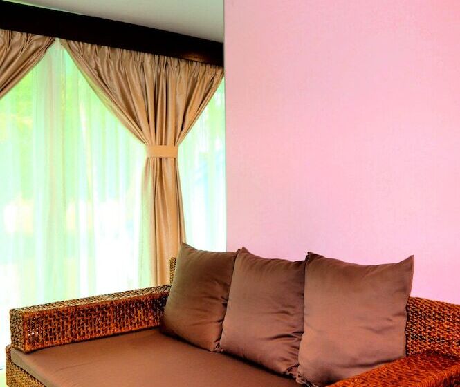 Номер Deluxe, Artitaya Borneo Golf Resort