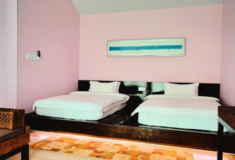 Номер Deluxe, Artitaya Borneo Golf Resort