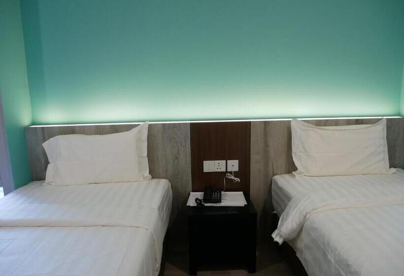 标准间, Pantai Regal City