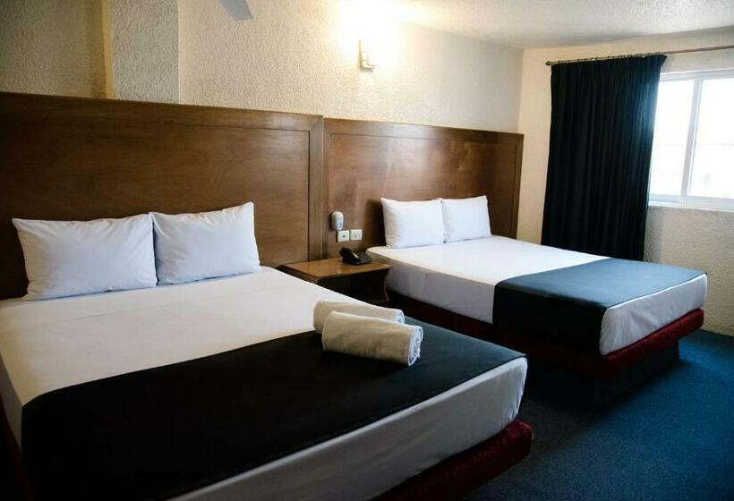 Camera Tripla Comfort, Central Irapuato   Hotel En Irapuato