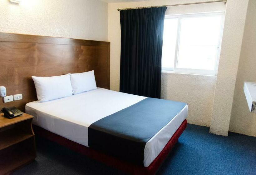 ダブルベッドスタンダードルーム, Central Irapuato   Hotel En Irapuato