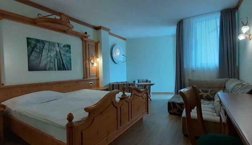 Номер Стандарт с Балконом, Comfort Erica Dolomiti Val D Adige