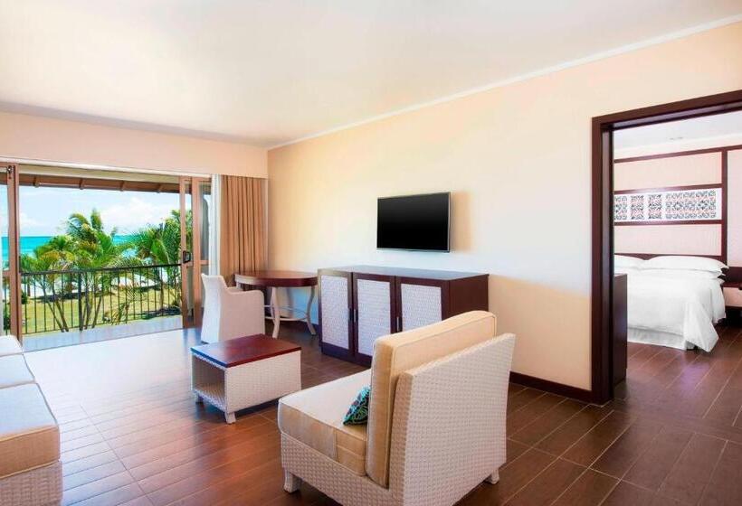 سوئیت اجرایی با تخت کینگ, Sheraton Samoa Beach Resort