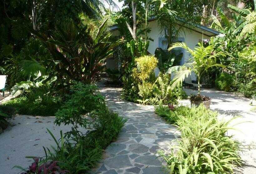 Люкс, Togo B&b Farallon