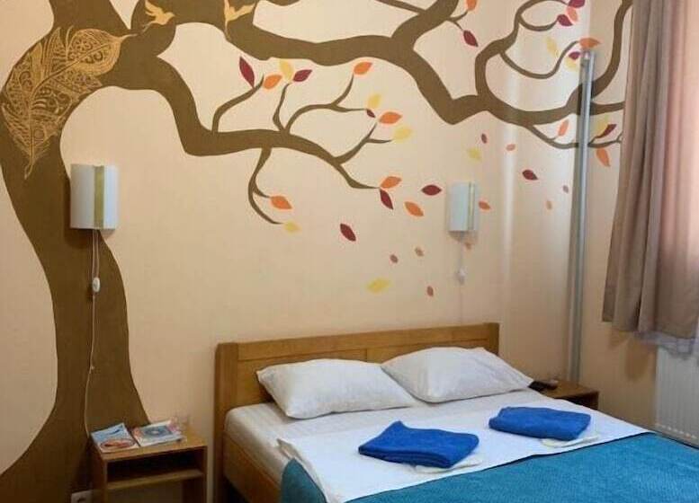 اتاق استاندارد با سرویس بهداشتی مشترک, Mini Hotel Ocean