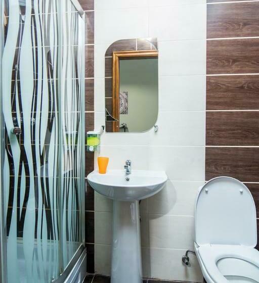 اتاق خانوادگی, Mini Hotel Ocean