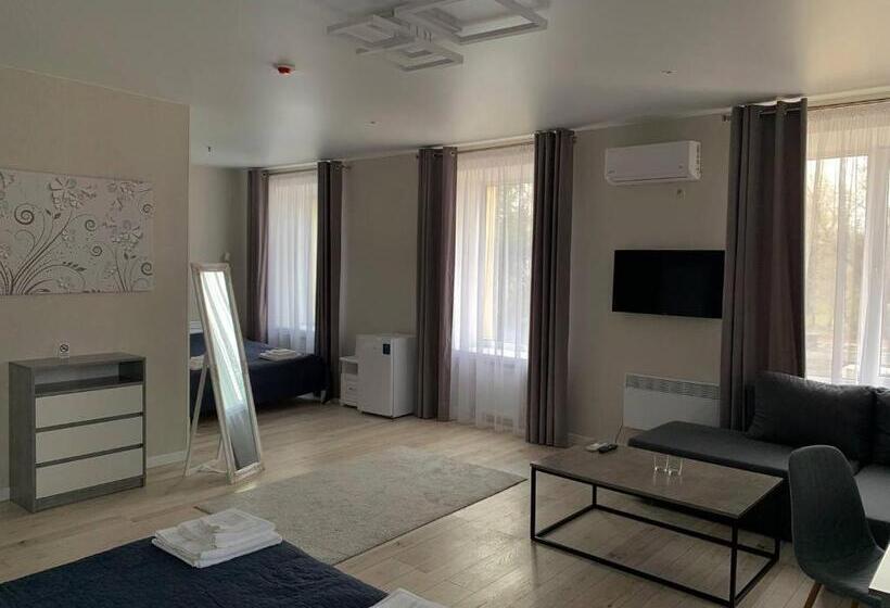 Suite com Varanda, готель Elisavetgrad