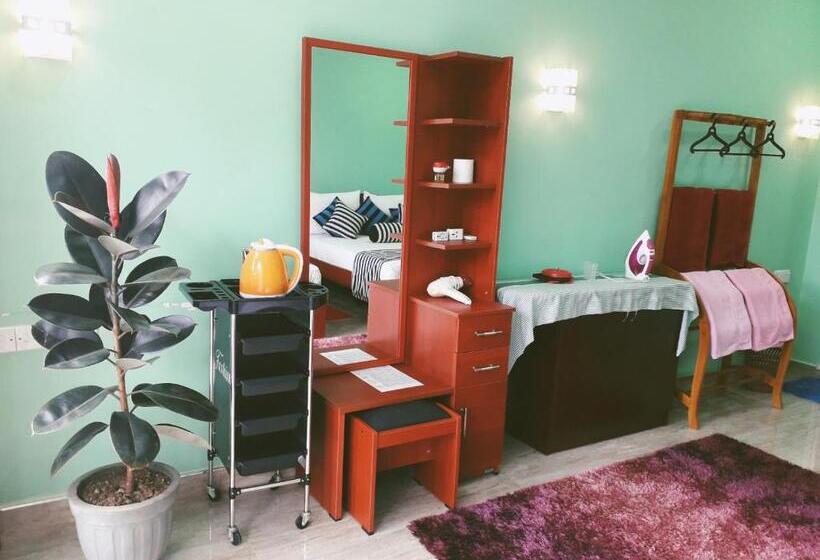 اتاق استاندارد چهار تخته, New Blue Home