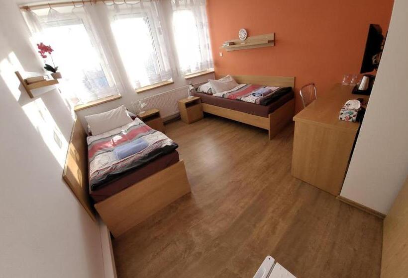 Номер Стандарт, Gól Prostějov